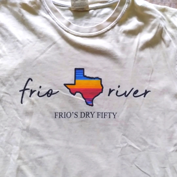 Comfort Colors Frio River short-sleeve tshirt, size Medium - Picture 2 of 8